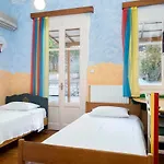 فيلة Yellow House Ithaca