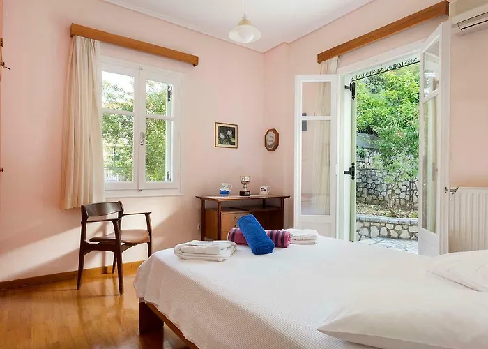 فيلة Yellow House Ithaca فاثي